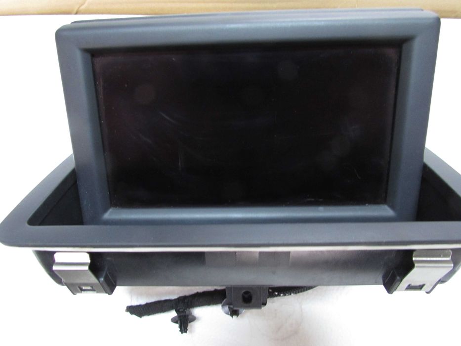 Ауди А1  A3  Q3 Дисплей Навигация  /Audi A1 Q3/ 8X0 035 193 C