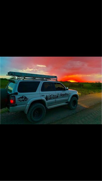 Тойота Hilux Surf Toyota