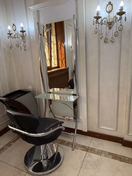 Сдается рабочее место для парикмахера