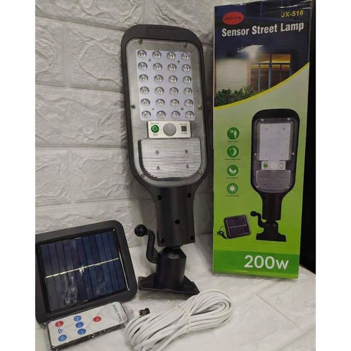 КОМПЛЕКТ 2 x Led соларна лампа 200W Сензори, Акумулатори, Дистанционно
