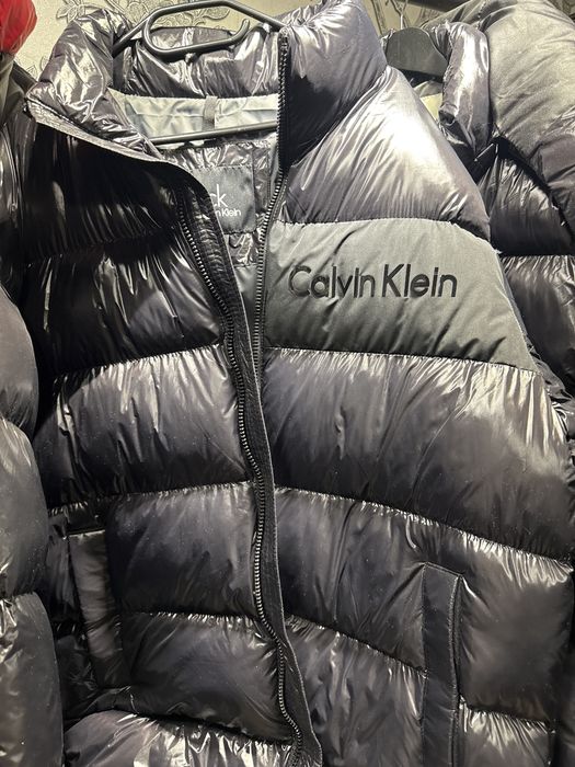 Продавам различни якета и елеци