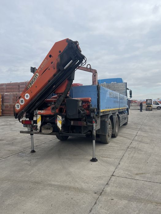 Automaca MAN cu macara Palfinger