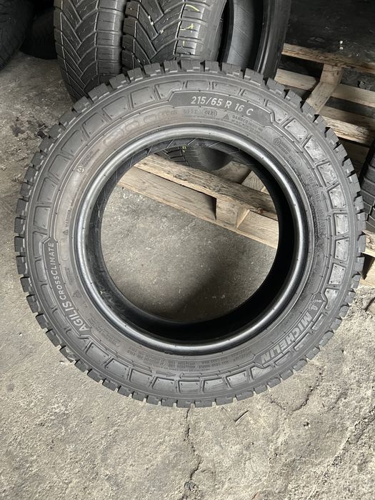 4 anvelope 215/65/16C Michelin Cross Climate!