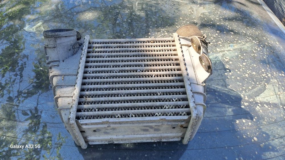 Интеркулер Шкода Октавия/Skoda Octavia
Много добро състояние.

Audi