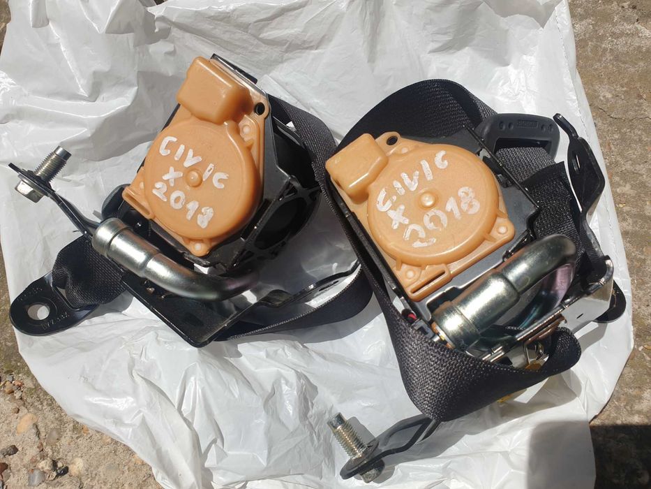 Задни колани Honda Civic 10 седан