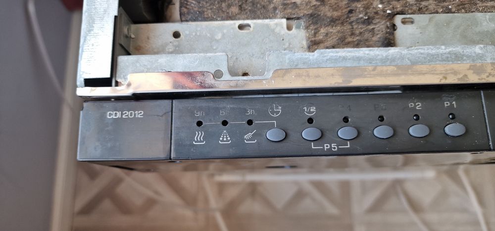 Посудомоечная машина Candy CDI 2012