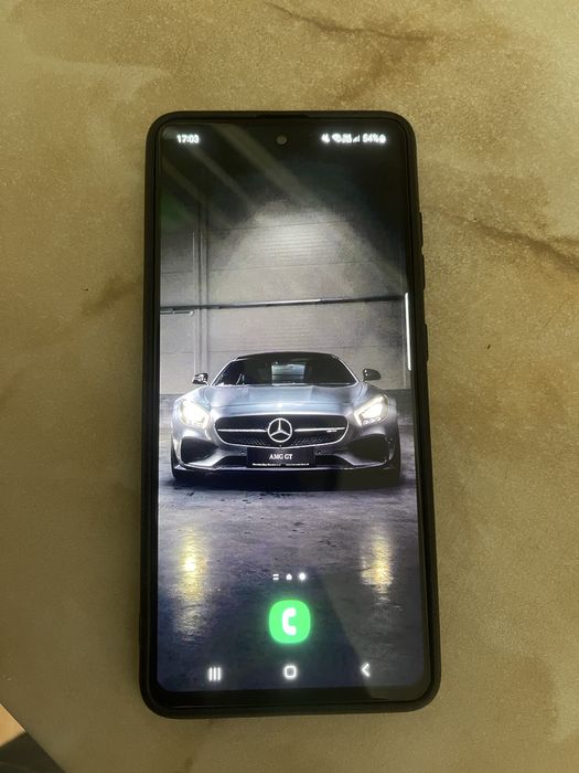 Samsung A51 в хорошем состояний