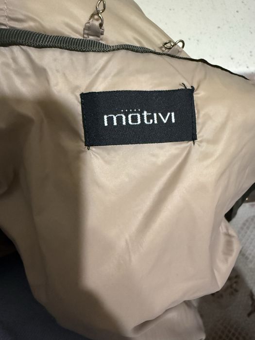 Пухено яке Motivi