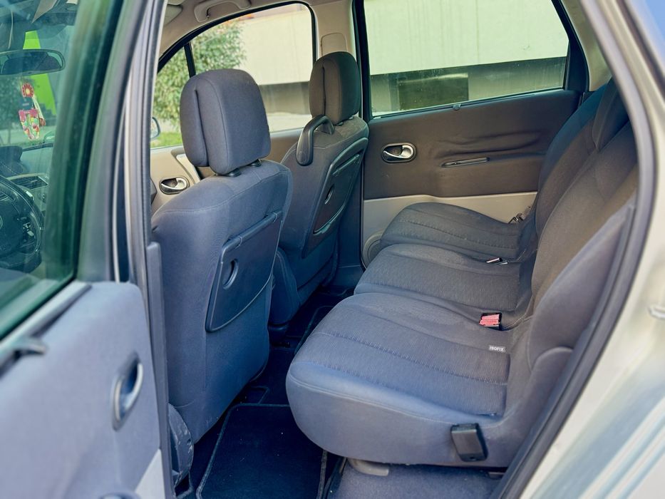 Vand renault scenic, in stare foarte buna!