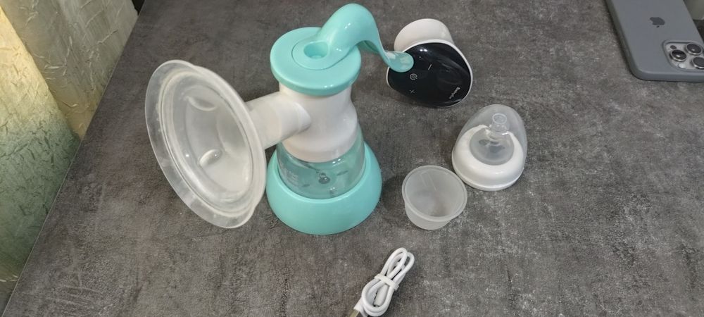 Молокоотсос 2 в 1  BabyGo