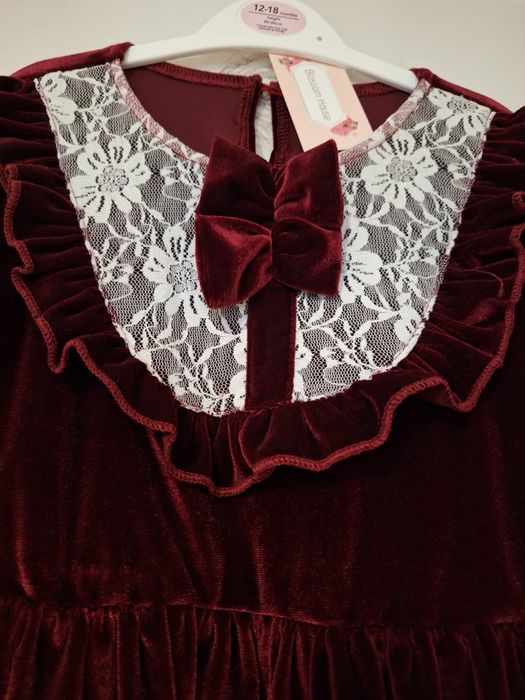 Rochie catifea pentru fete, perfecta pentru Craciun , 7 ani