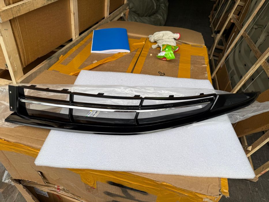 Бампер,капот, крыло на Hongqi E-QM5