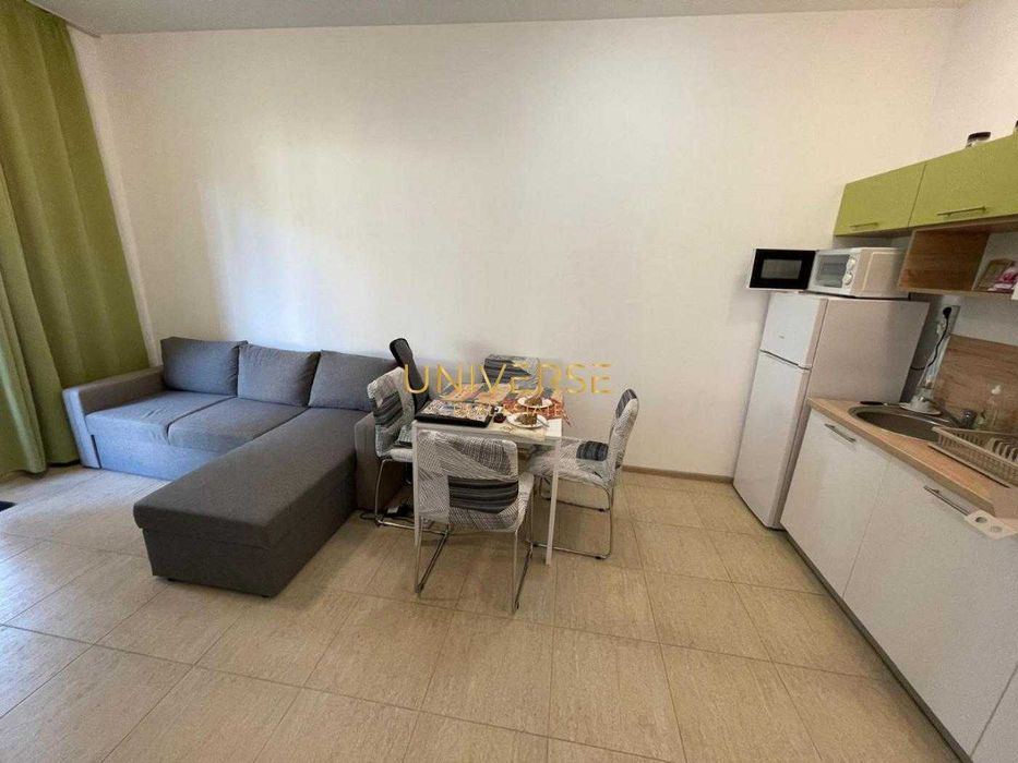 Продава се Двустаен апартамент в к.к. Елените - 50 кв.м за 1360 €/кв.м - Снимка #1