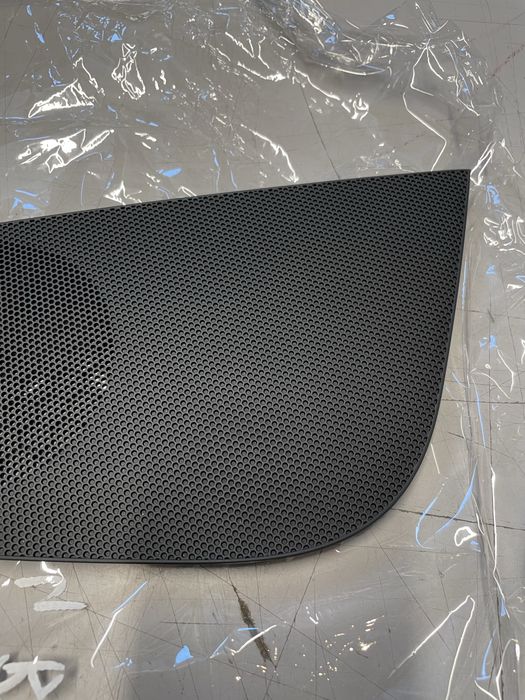 Plasa sita boxa bord audi a4 b9 audi a5 f5