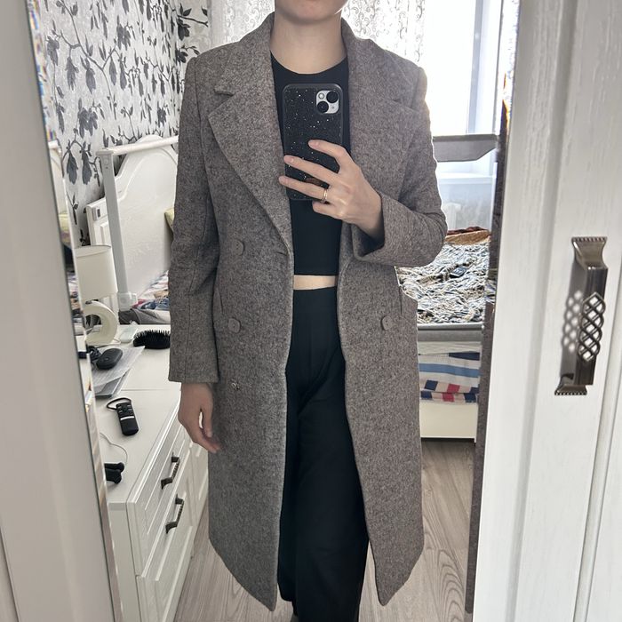 Продам верхнюю одежду