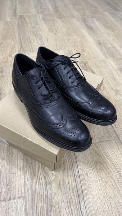 Елегантни мъжки обувки от естествена кожа