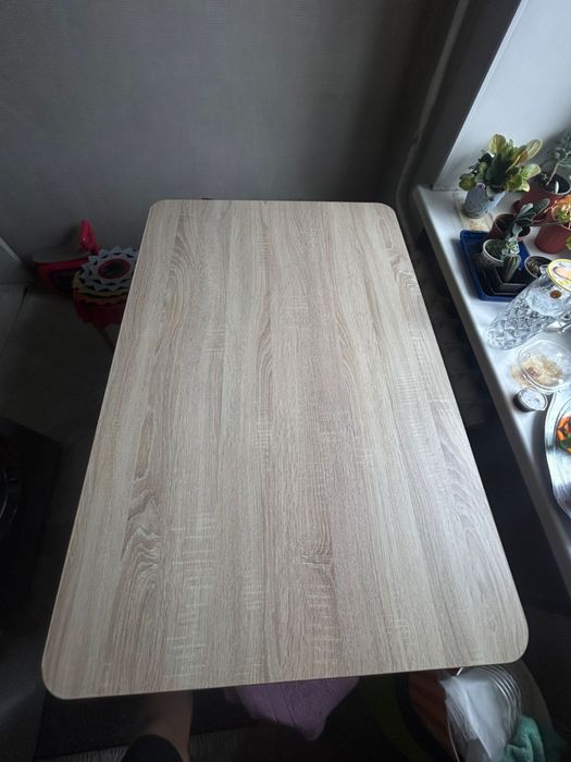 Стол кухонный , универсальный