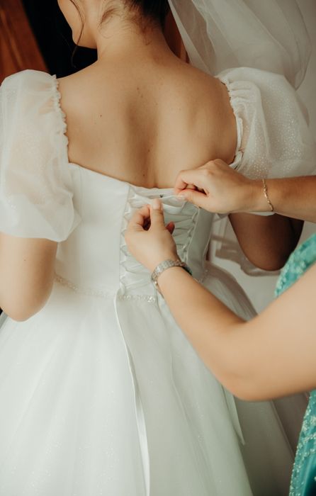 Rochie de mireasa printesa corset reglabil + voal + crinolina