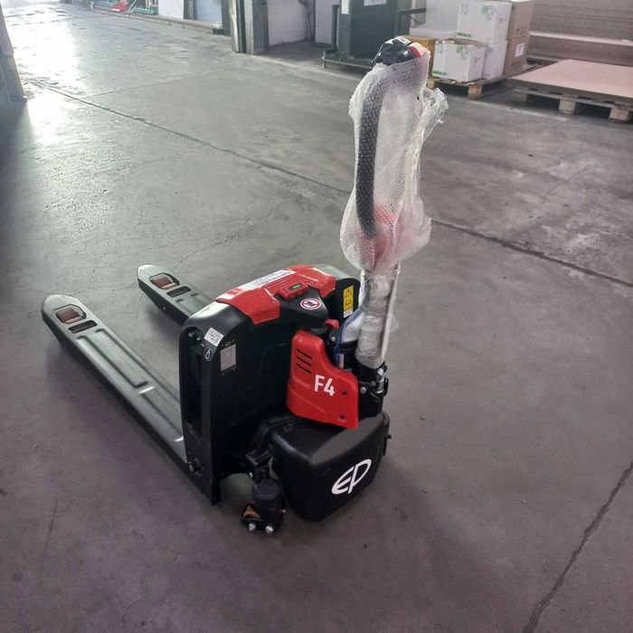 Електрическа палетна количка ЕР модел F4