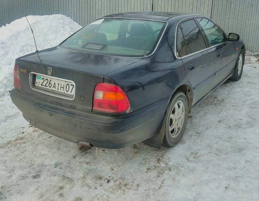 Продам машину  Rover 600