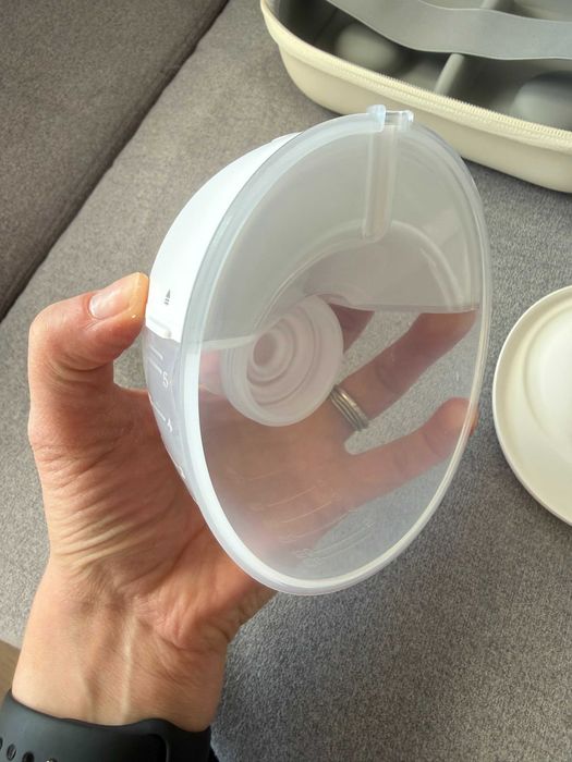 Двойна електрическа помпа MomCozy M5