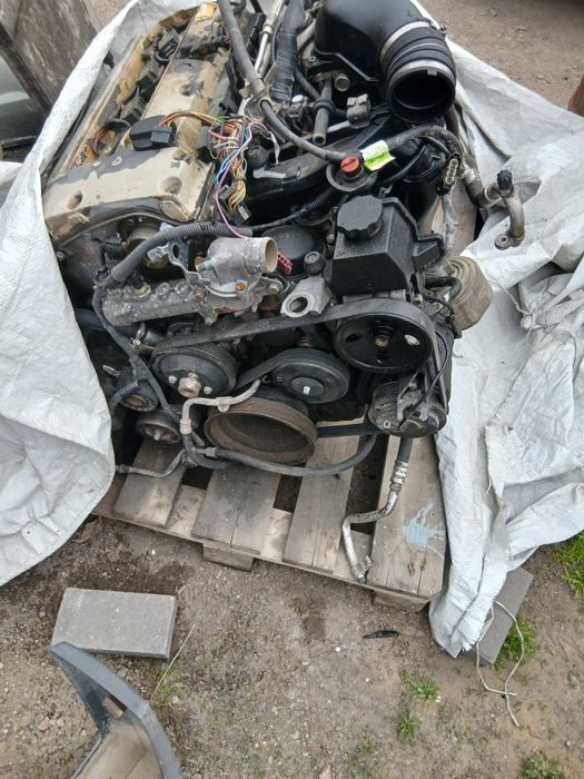 Продам 111 двигатель в зборе с навесным