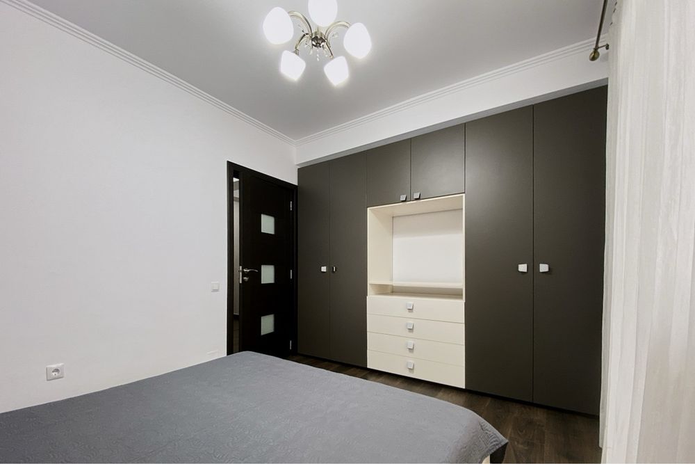 Inchiriez ap 3 camere, Floresti, str Tineretului