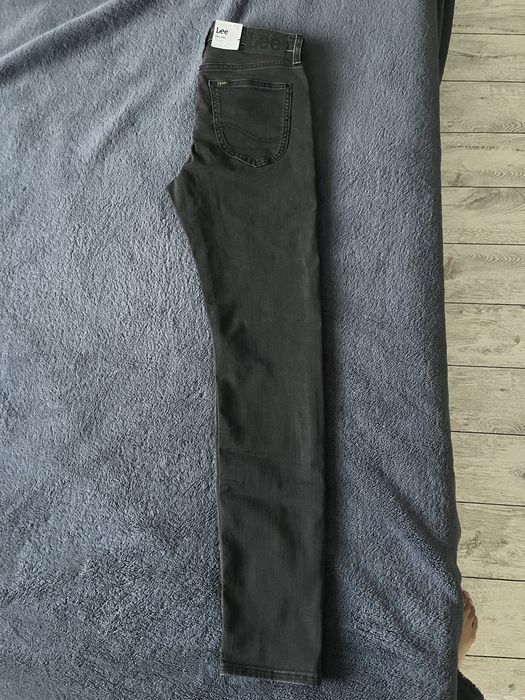 Мужские джинсы новые