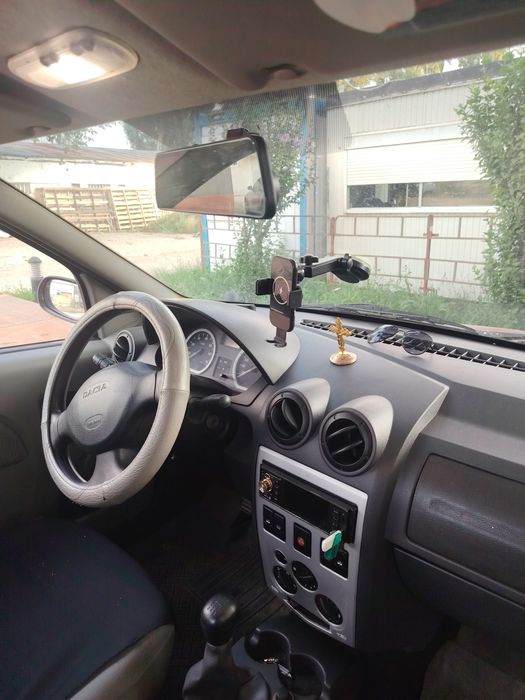 DACIA Logan 2005 — imagine 2