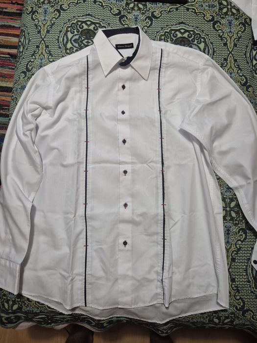 Униформа Риза: 4ЕГ "Фредерик Ж. Кюри"- Варна