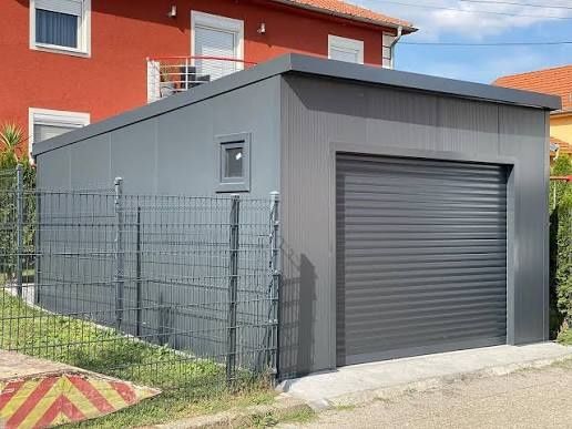 Garaj metalic din panouri sandwich 3.7 x 6m