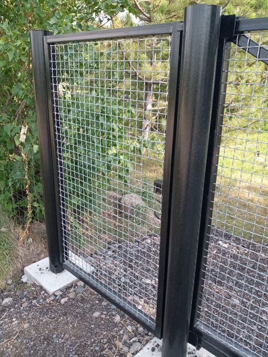 Сетка для ограждения.