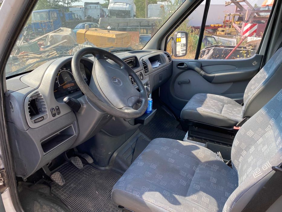 Mercedes Benz Sprinter 311 903.6. Fabricat 2004