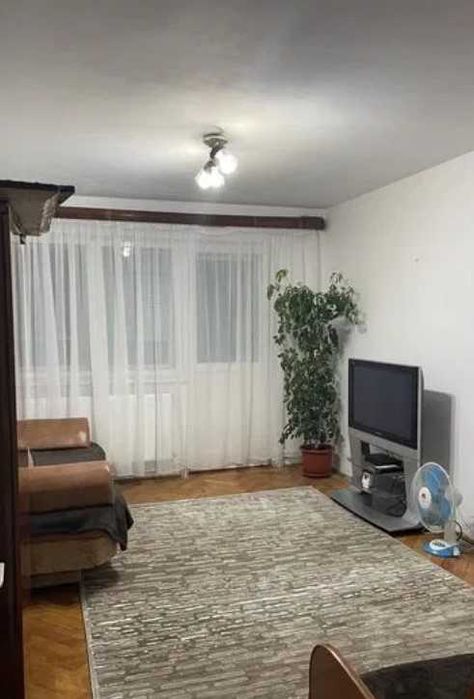 Дава се под наем Двустаен апартамент в Пловдив, Център - 42 кв.м за 147.9 € - Снимка #1