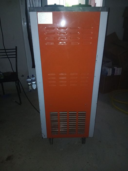 Мороженное аппарат