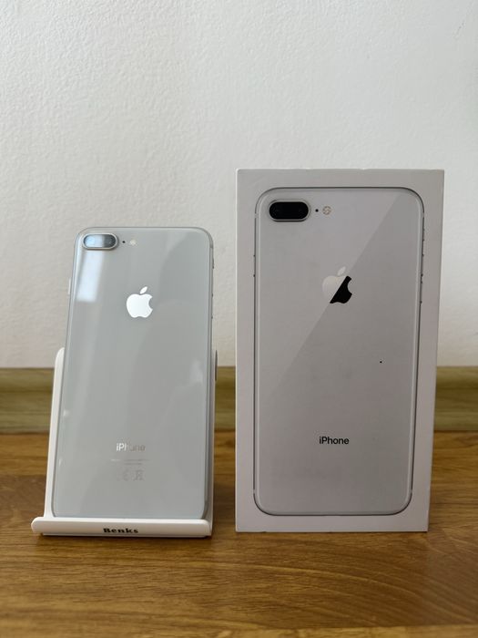 iPhone 8 Plus, arata 10 din 10. Zero urme de uzura, la cutie