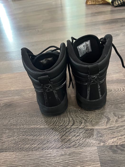 Боти Nike за момче