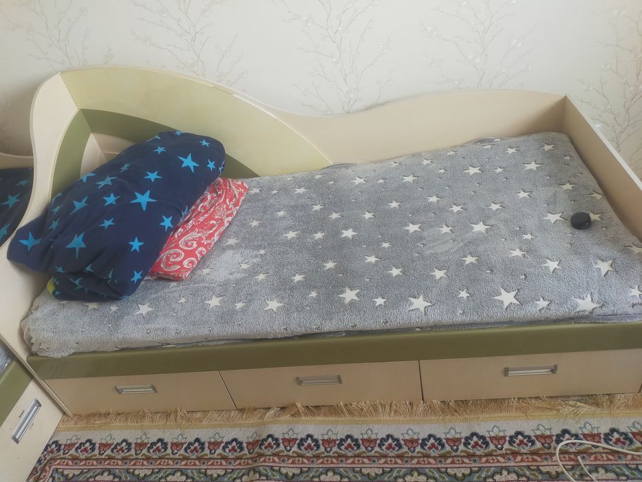 Продам детский гарнитур