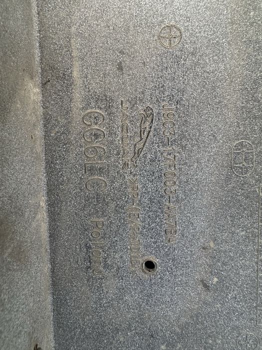 Bară față jaguar e pace.cod:j9c3-17f003.aa7ba.