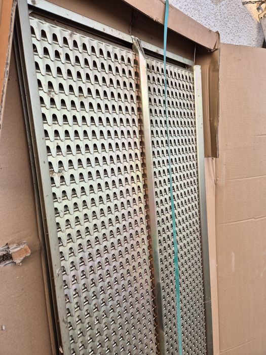 Site cu jaluzele Combina Lexion 470