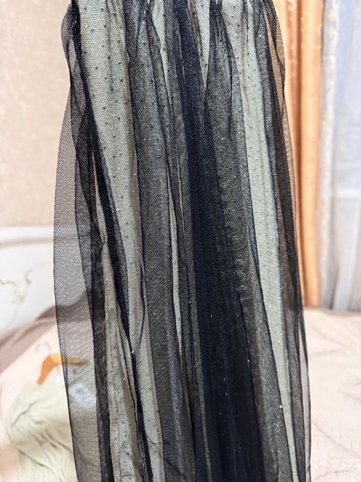 Двойка с блестящими стразами