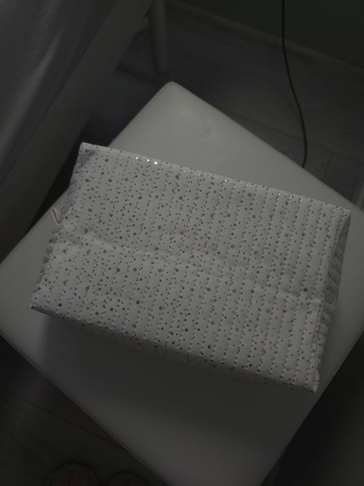 Голям несесер Dove