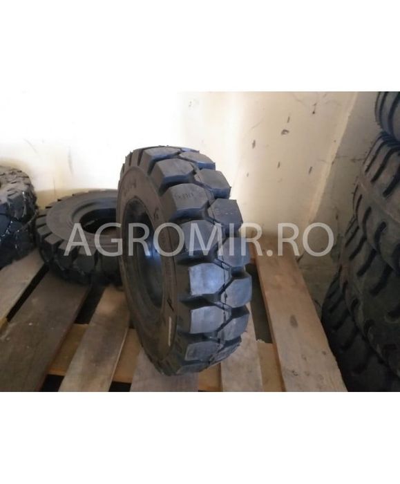 5.00-8 FORERUNNER qh304 solid std