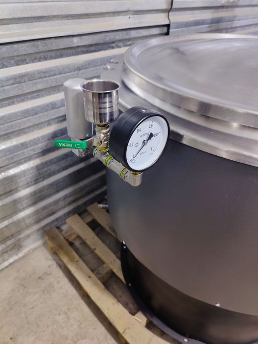 Пищеварочный паровой котёл 160 литров.