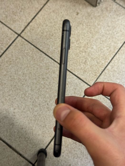 Iphone 11 гарантия на 1год