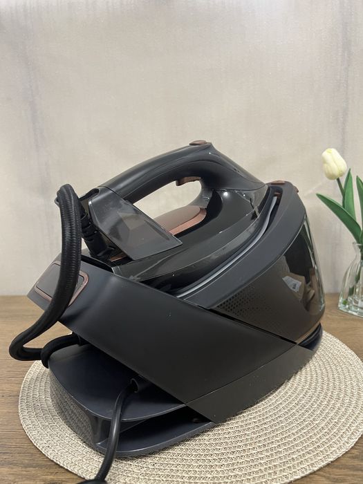 Ютия с парен генератор Princess 323090 Steam Station