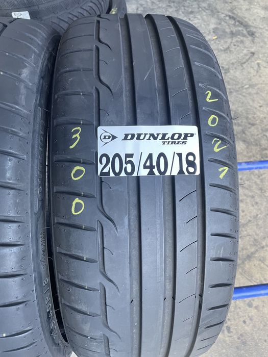 205/40/18 Dunlop RSC