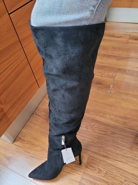 Дамски ботуши от велур