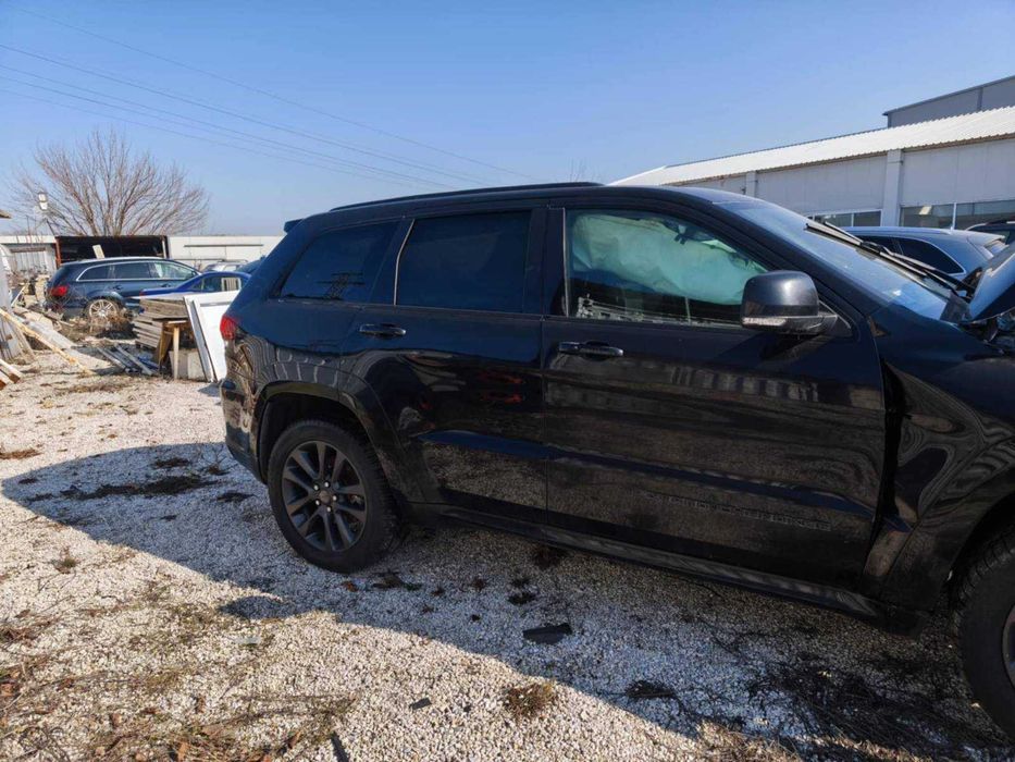 Продавам Jeep Grand Cherokee 3.0 CRDI НА ЧАСТИ !!