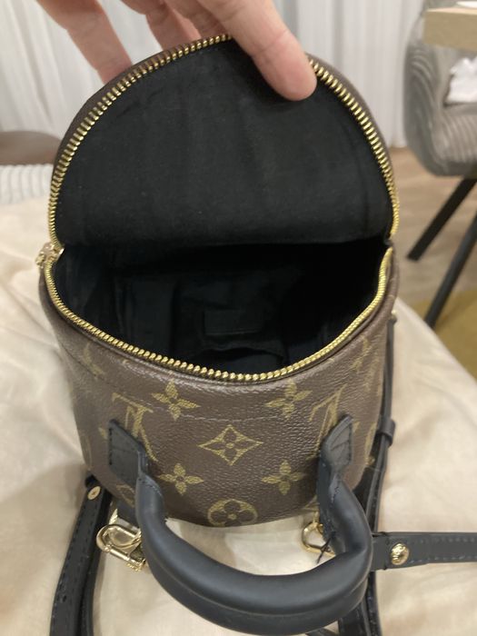 Louis Vuitton малка раничка